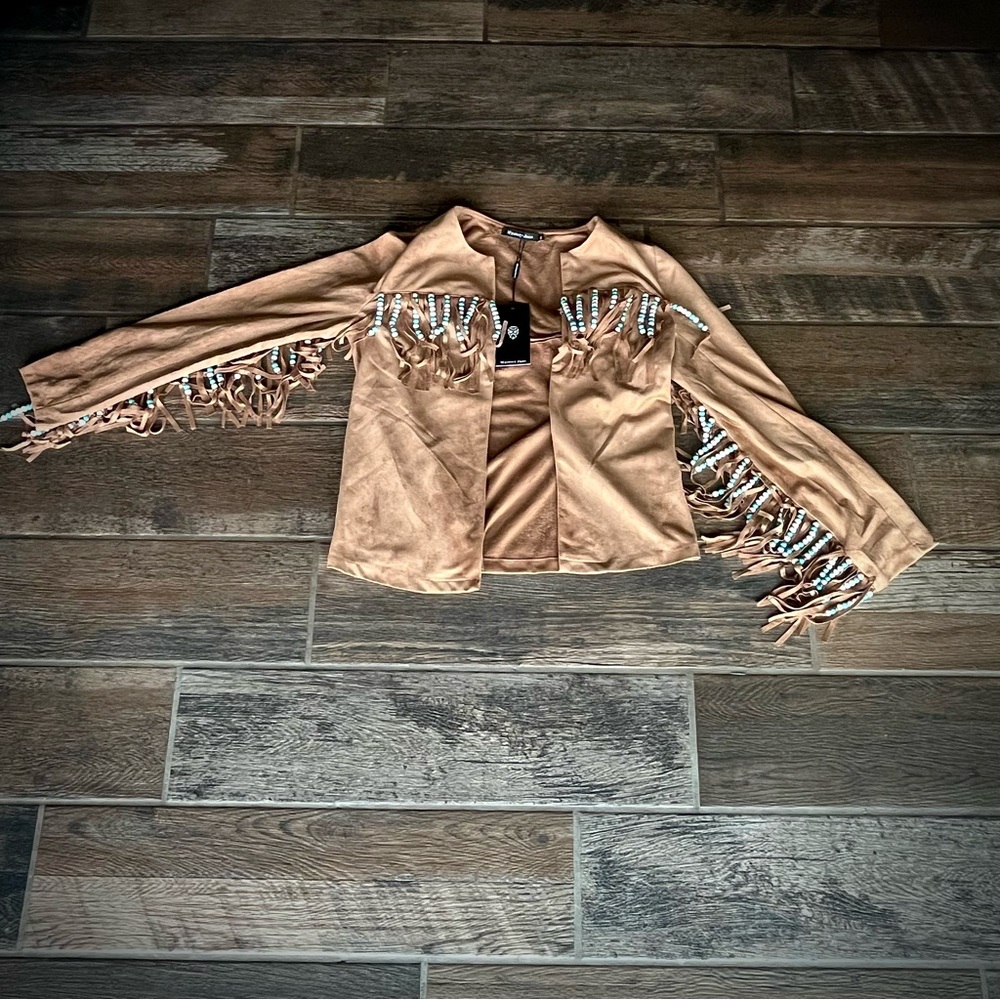 Mystery Jane faux suede Western style jacket with fringe and beads tan S
